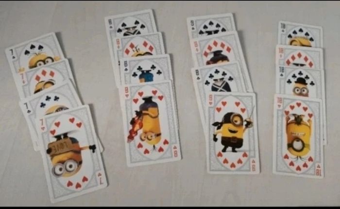 Jeu de 32 cartes et poster Minions - photo numéro 6