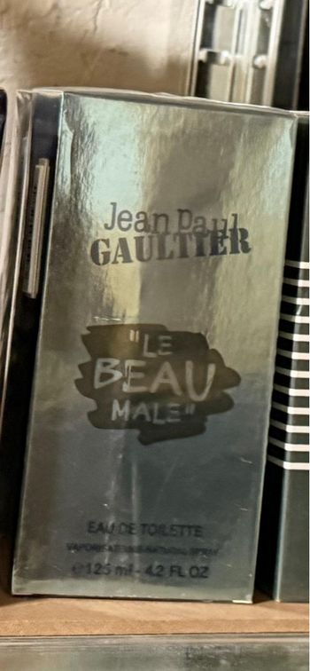 Beau male
