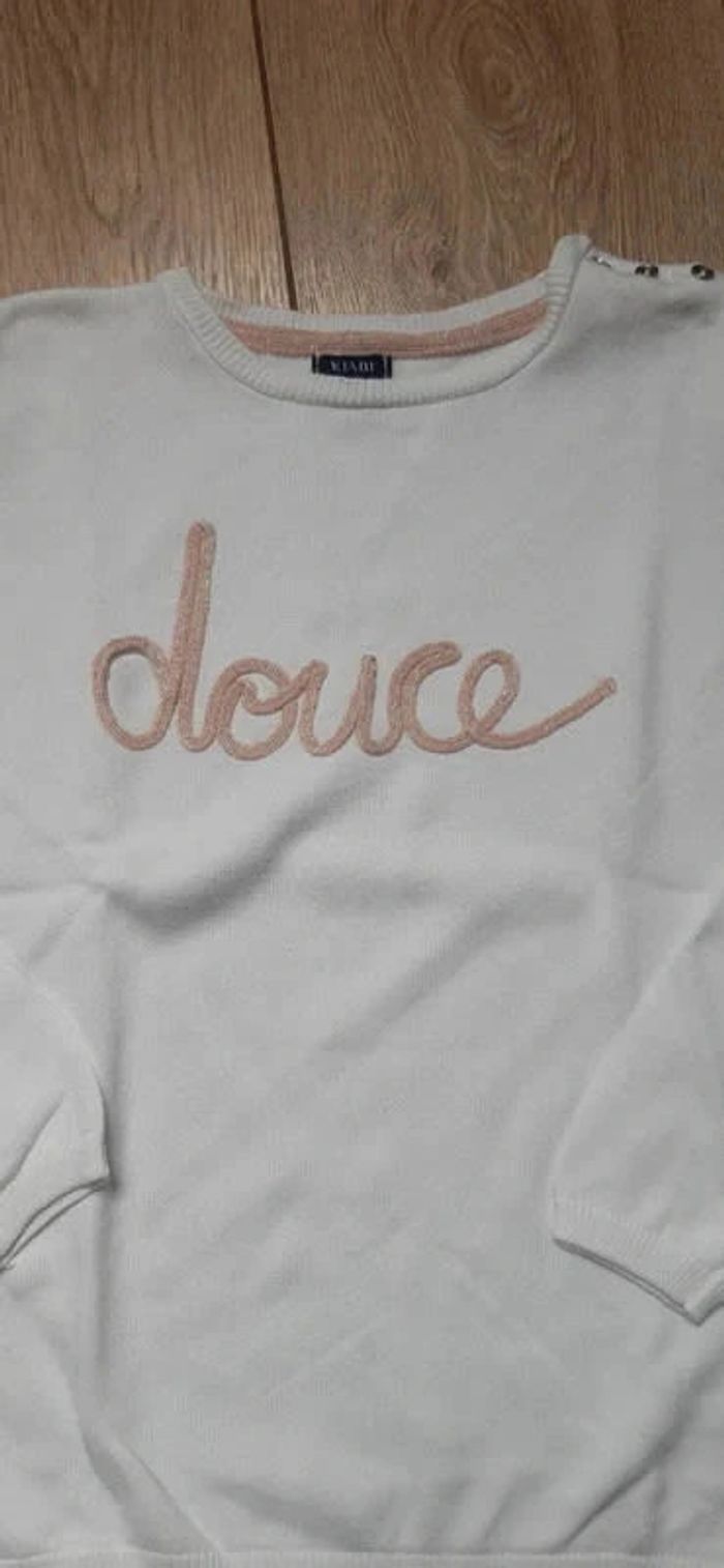 Pull fin kiabi blanc "douce" 10 ans état neuf - photo numéro 2