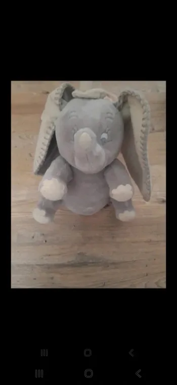 Peluche Dumbo éléphant disney gris tout doux