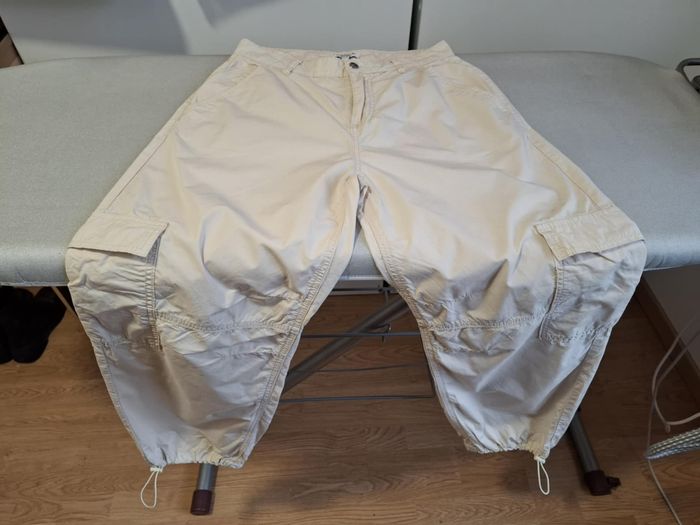 Beau pantalon baggy femme Jennyfer 34 beige très bon état - photo numéro 2