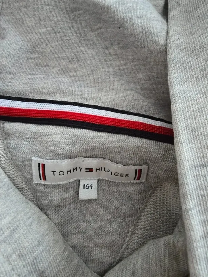 Sweat Tommy hilfiger gris - photo numéro 3