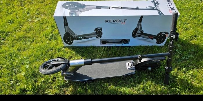 Trotinette électrique Revolt 2.0 - photo numéro 9