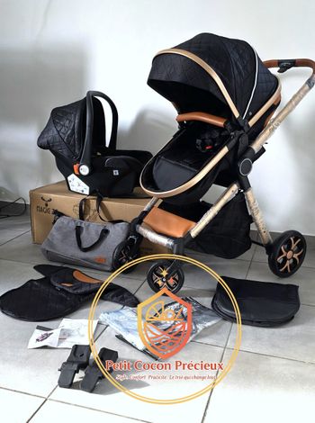 Poussette 3-en-1 Magic ZC Noir / Neuve / Vendeuse déclarée dans la puériculture.