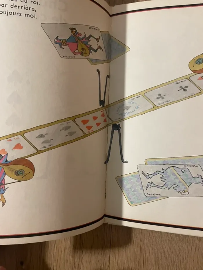 Château de cartes - Livres - photo numéro 4