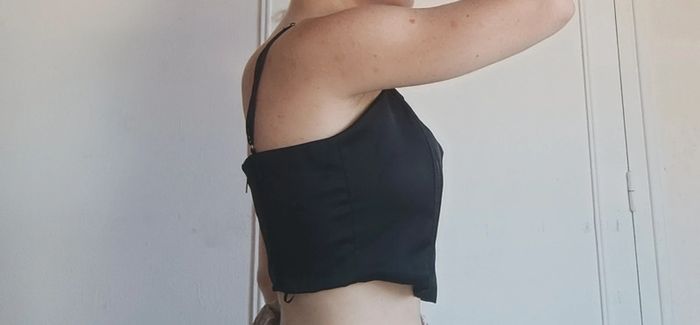 💎crop top haut corset bustier armature bretelles fines réglables taille M 38 satiné Bershka - photo numéro 5