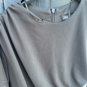 Robe mi-longue