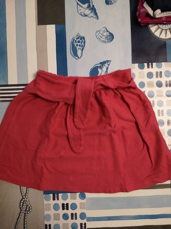 Jupe Kiabi 8 ans impeccable