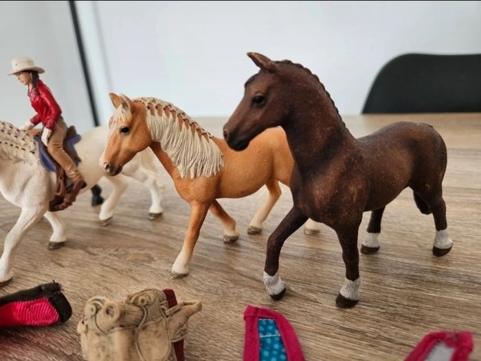 Lot 2 de 4 Chevaux Schleich - photo numéro 3