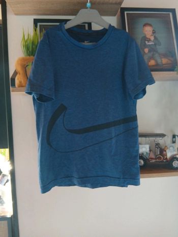 Haut nike 10 ans