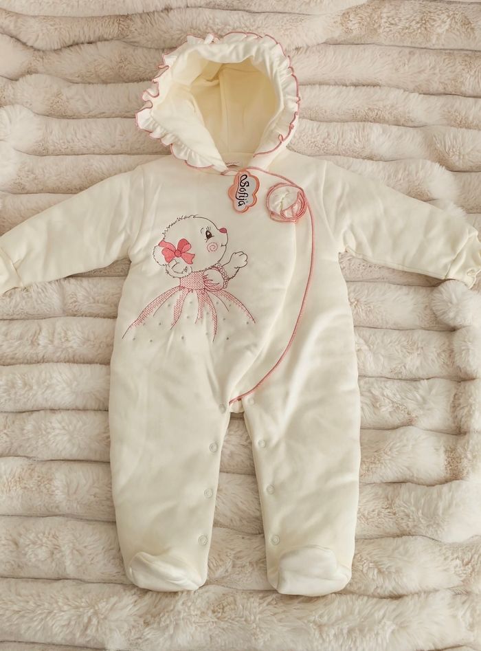 Magnifique combinaison d'hiver bébé fille ourson a strass Neuf