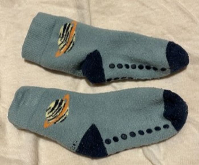 Chaussettes anti-dérapantes planète 23-26