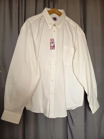 Chemise unisexe. Marque Us (968).