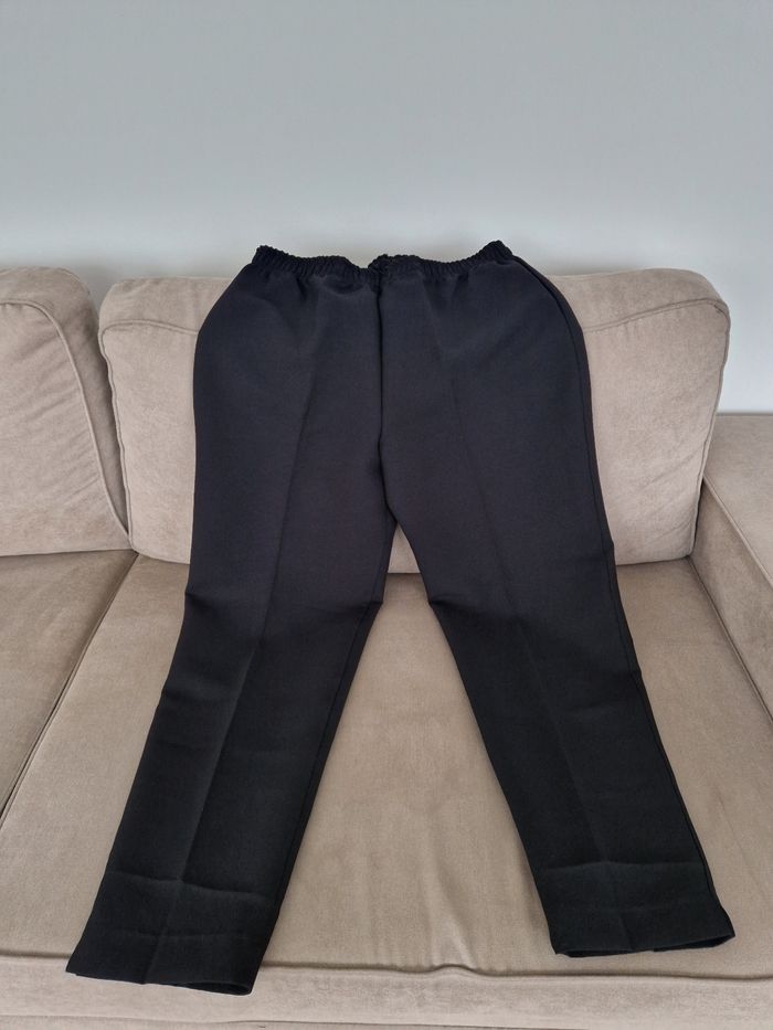 Pantalon noir élastique sans poches