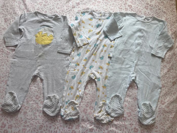 Lot 3 pyjama de tex baby taille 18 mois
