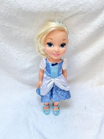 Poupée princesse Disney cendrillon
