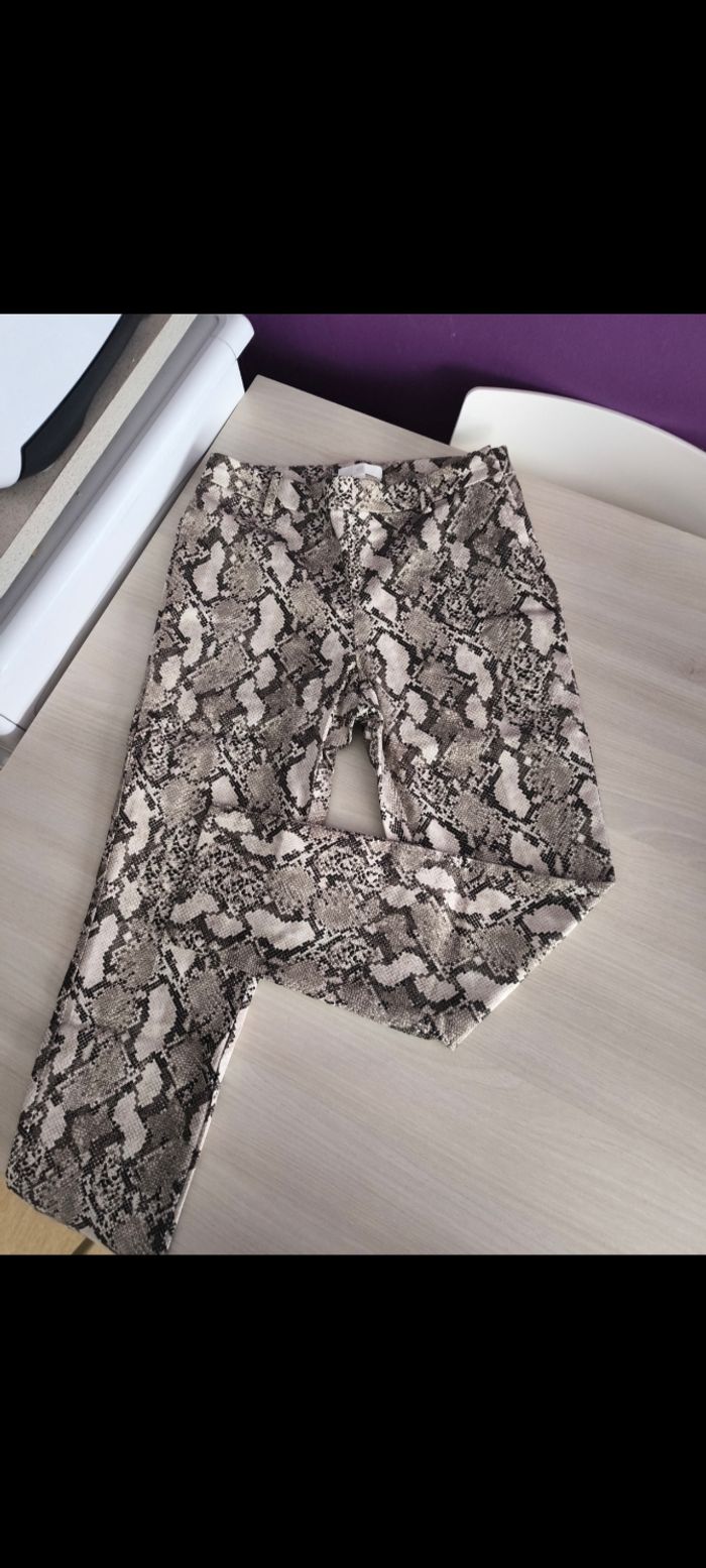 Pantalon effet peau de serpent h&M taille 40