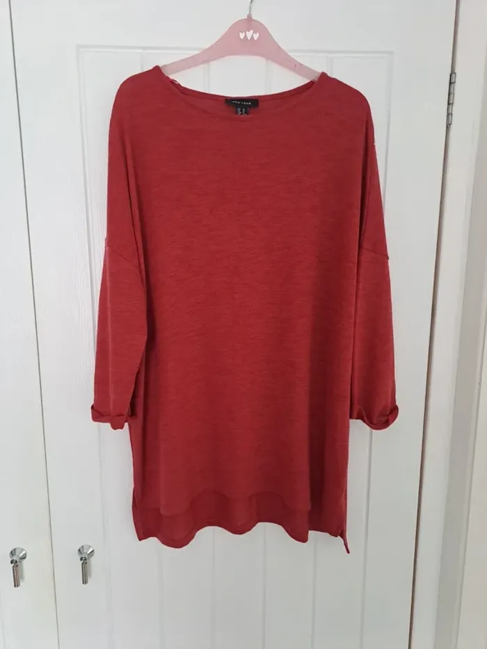 BNWT New Look long sleeved Coral top size Medium M