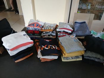 Très gros lot de vêtements garçon taille 10 ans