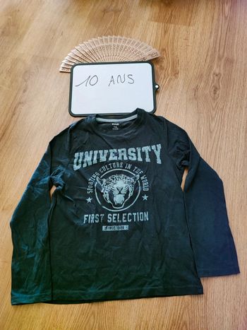 T-shirt manche longue taille 10 ans