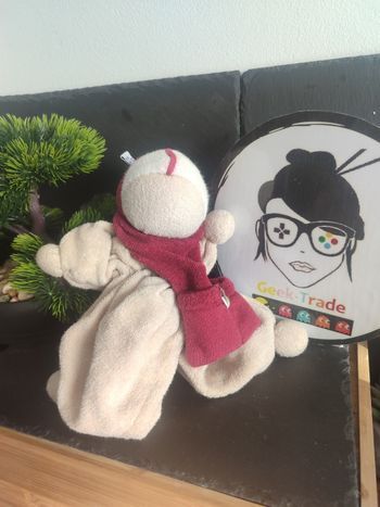 doudou peluche keptin-jr Lutin rouge beige blanc crème écharpe Éponge Keptin Jr