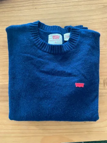 Pull homme levis