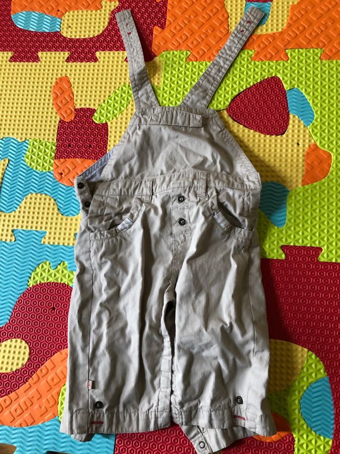 Pantalon pour un garçon 67 cm