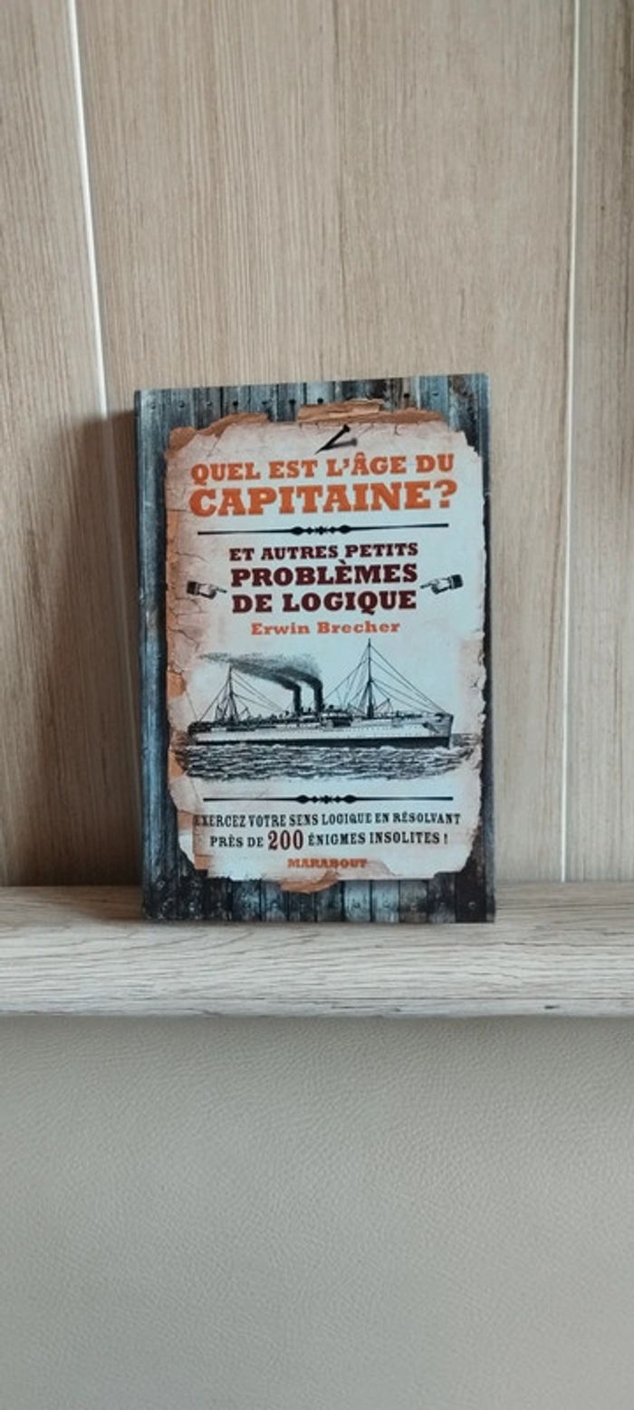 Quel est l'âge du capitaine Erwin Brescher