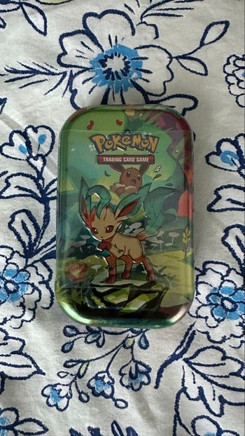 Pokemon Mini tin évolutions prismatiques phyllali scellée