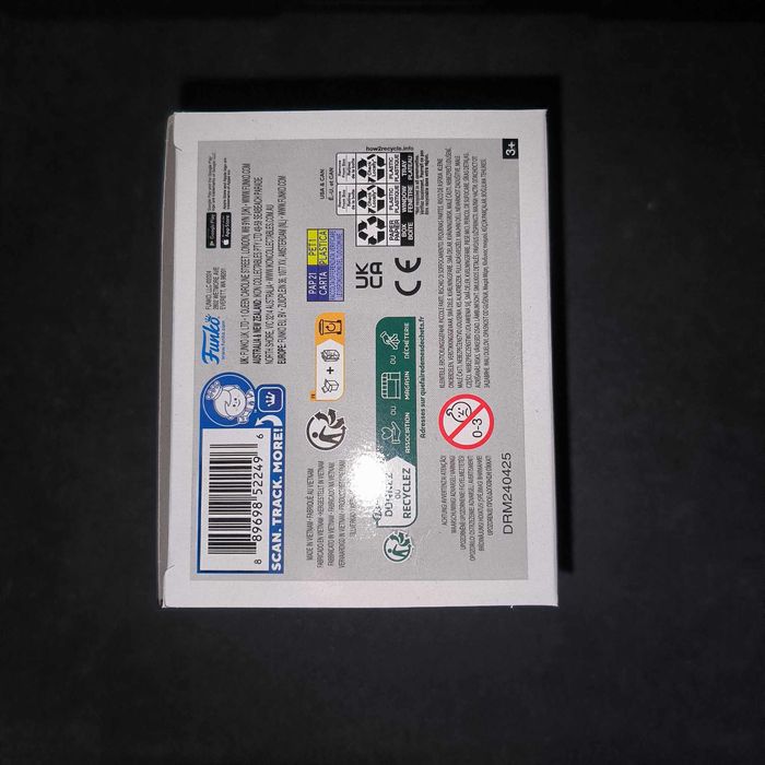 Figurine Funko Pop / Silver N°633 / Sonic / Glows In The Dark / Funko Spécial édition - photo numéro 6