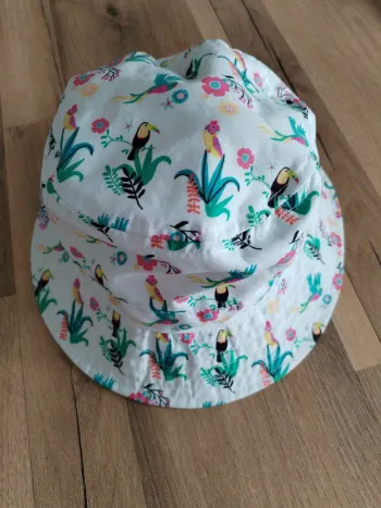 Chapeau fille 52 cm Tissaia neuf