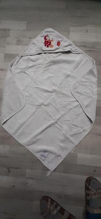 Cape de bain bébé