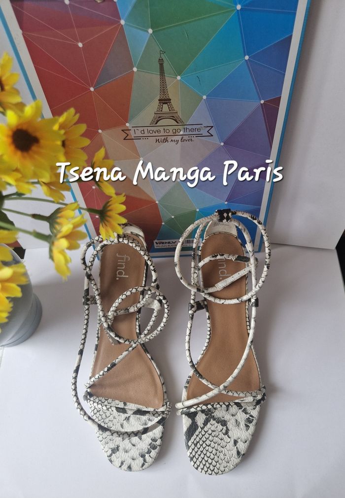 Sandales nu-pieds à talons