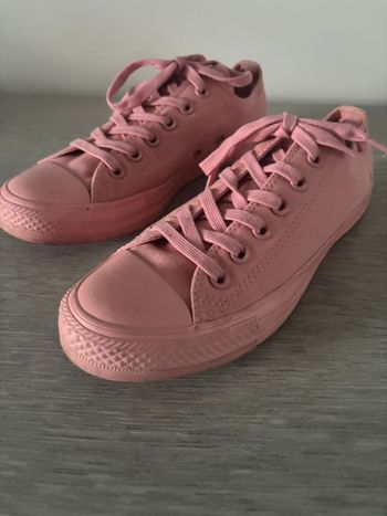 Baskets converse roses