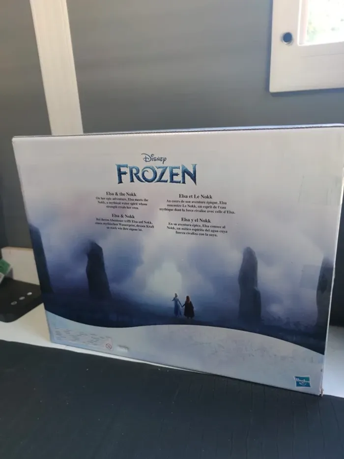 Figurine en boîte Disney Frozen elsa et le Nokk - photo numéro 5