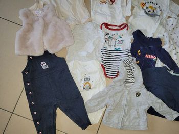 Lot vêtements 9 mois