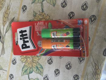 colle colorée