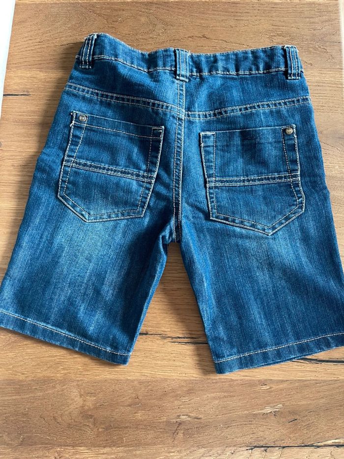 Bermuda en jean excellent état - photo numéro 2