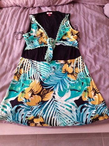 Robe fleurie t.42