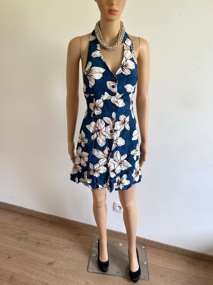 Robe dos nu bleue et beige taille unique bon état (taille petit) - photo numéro 3