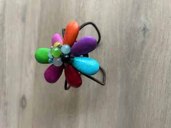 bracelet manchette ajustable fleur en perles