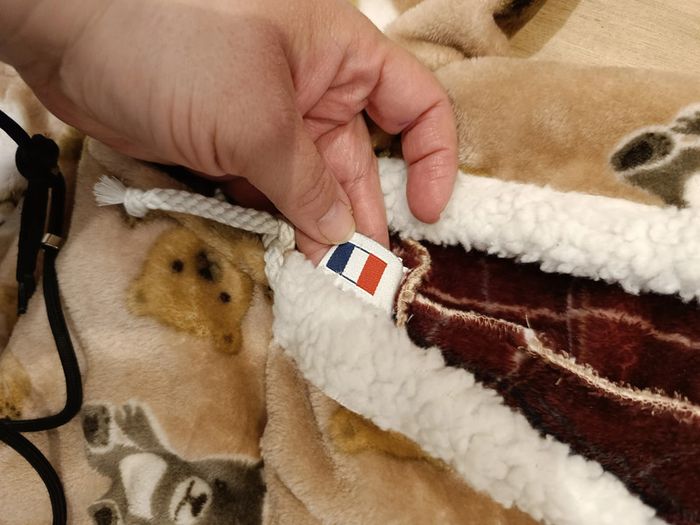 Adorable poncho neuf made in France 6 mois - photo numéro 4