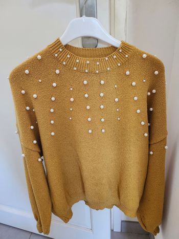 Pull Jennyfer taille L couleur moutarde avec perles