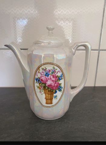 cafetière vintage motif floral