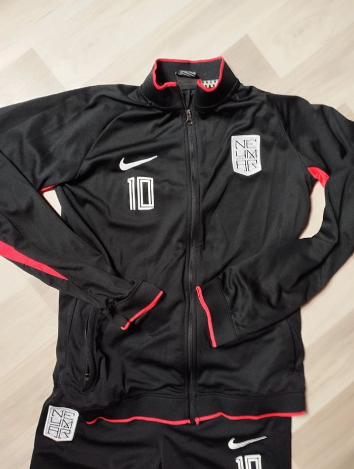 Jogging survêtement Nike t. S - photo numéro 2