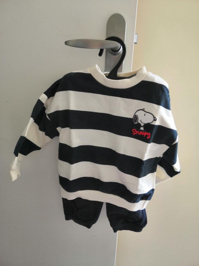 Ensemble 2 pièces (Sweat à col rond + jogging en coton, Snoopy, Bleu marine) 9 mois (74 cm) Kiabi