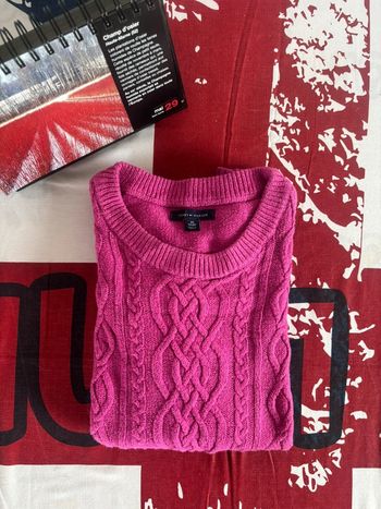 Pull Torsadé Tommy Hilfiger taille xs rose fushia
