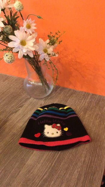 Hello kitty bonnet