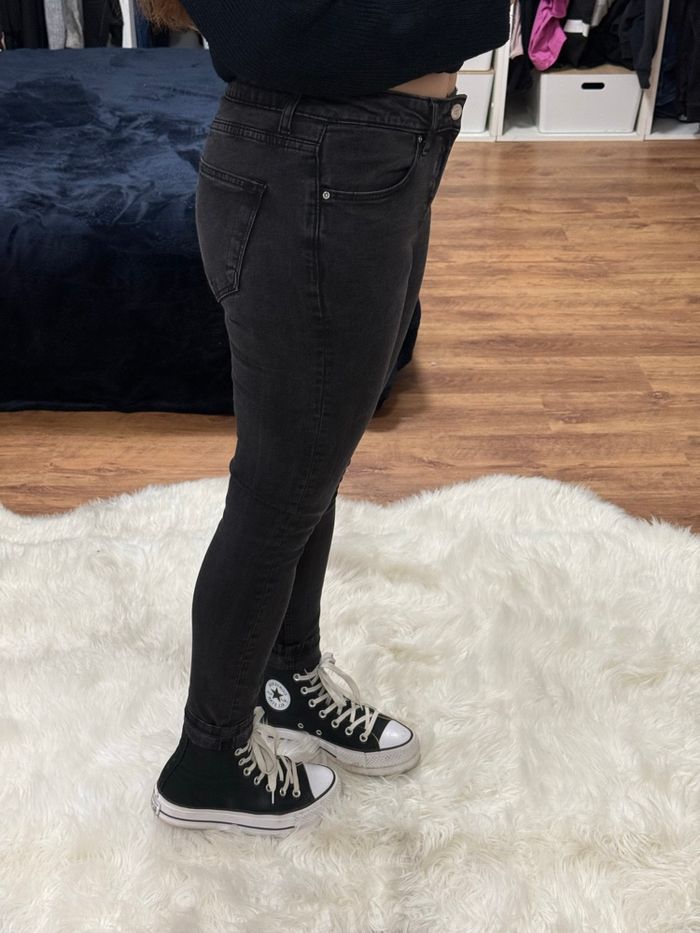 Jean noir Zara Woman – Taille 38 – Très bon état - photo numéro 3