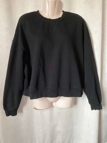 Pull sweat bien noir crop top 38/40 kiabi